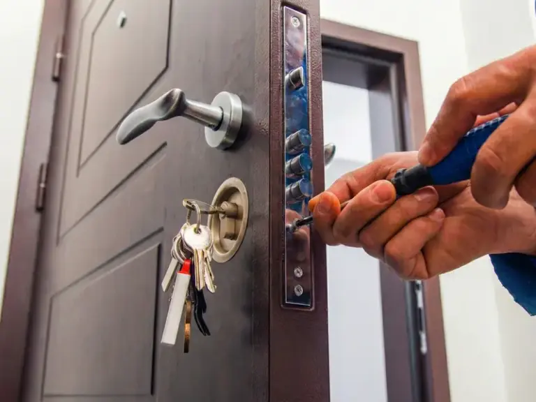 Porta blindada em Santos – instalação e manutenção
